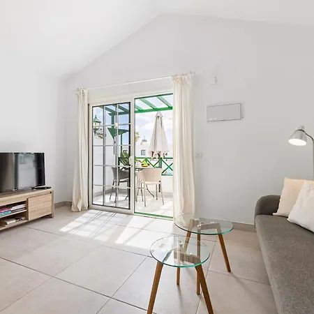 Arena Apartment Tias