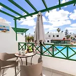 Arena * Tías